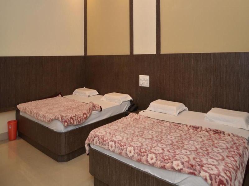 Hotel North Star Udaipur Esterno foto